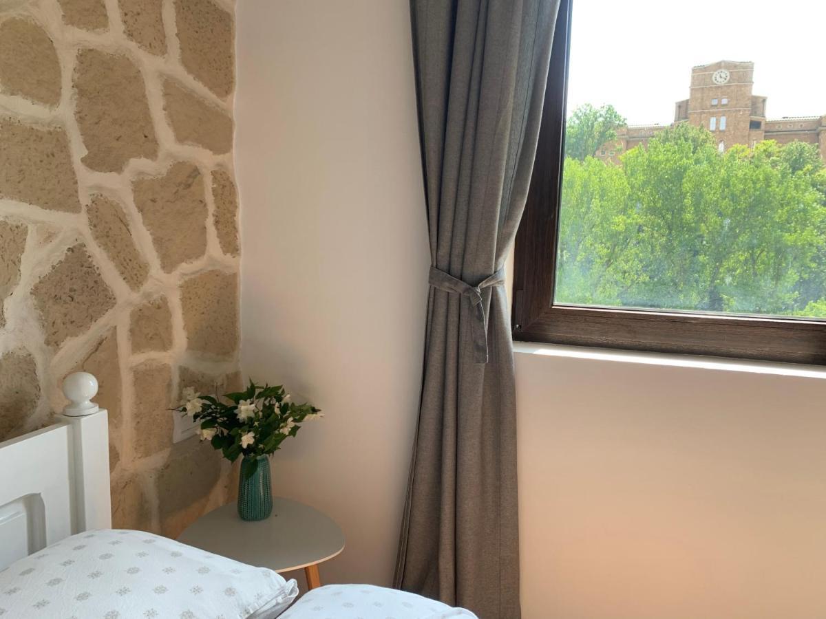 Spring/Пролет Veliko Tarnovo Apartment Exterior foto